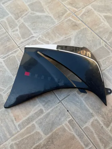 Carenagem direita xt660 Yamaha