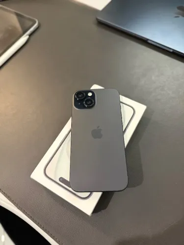 Iphone 15 128gb Preto - Excelente