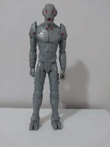 Boneco Ultron 30cm