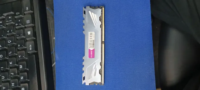 16GB DDR4 pente único