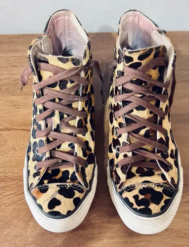 Tênis Converse All Star Chuck 70 animal print