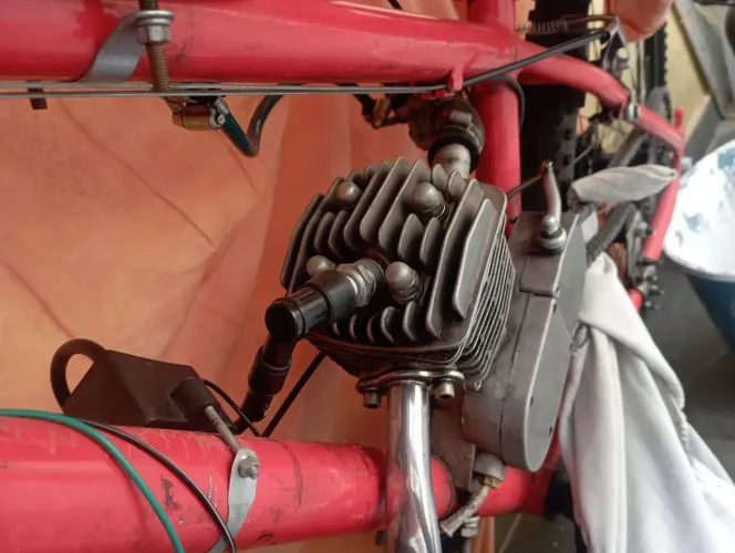 Bicicleta aro 29 motorizada 50cc