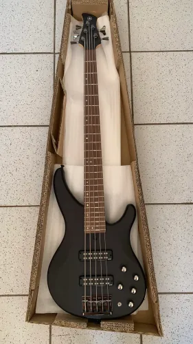 Baixo Yamaha TRBX 505