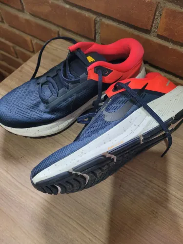 Tenis Nike Air Zoom Structure 24