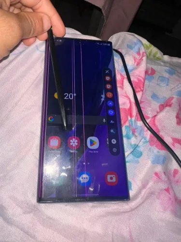 Samsung note 20 ultra com linha na tela