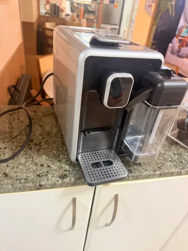 Cafeteira Expresso Tres Barista Prata 3 Corações Prateado