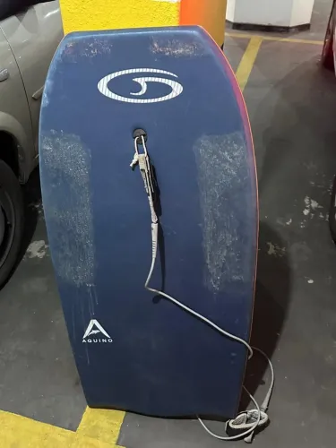 Prancha Bodyboard Gênesis profissional ( Modelo do atleta aquino) + leash