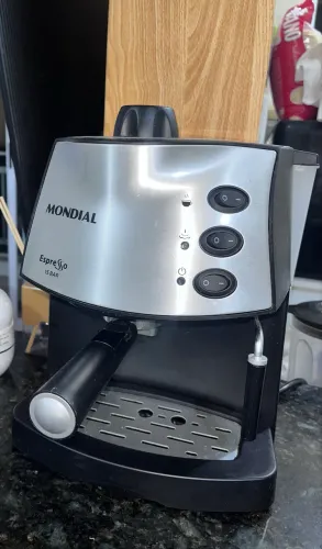 Cafeteira expresso mondial