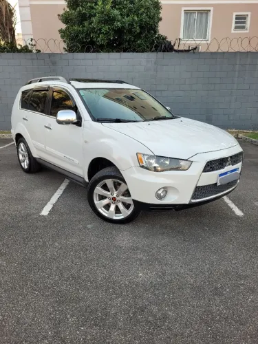 Mitsubishi Outlander 2.0 16V 160cv Aut. 2013