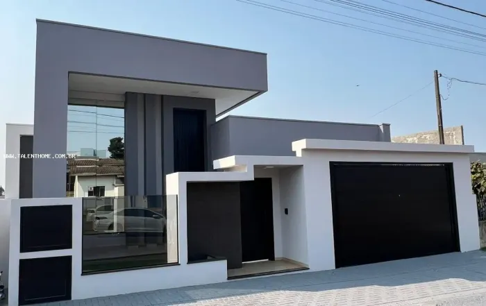 Casa para Venda em Renascença, Zanella, 3 dormitórios, 1 suíte, 3 banheiros, 2 vagas