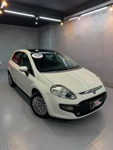 Fiat Punto Attractive 1.4 Fire Flex 8V 5P 2015