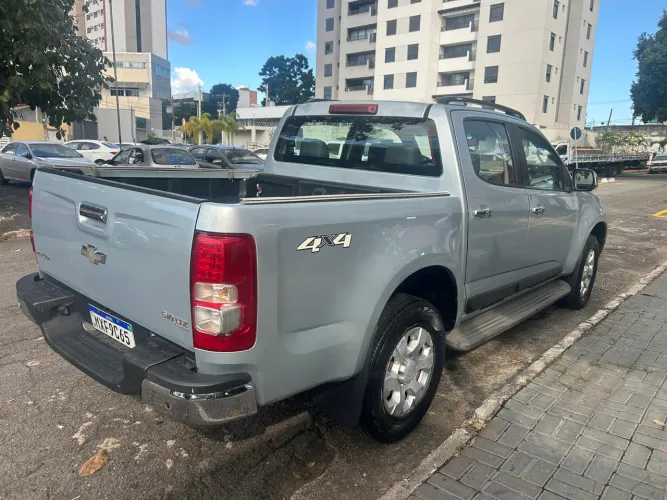 Chevrolet S10 Pick-up LTZ 2.8 TDI 4X4 CD Dies.aut 2013