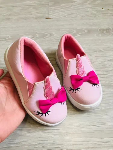 Sapato rosa unicórnio
