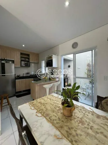 Casa em condomínio à venda, 2 quartos, 2 suítes, 2 vagas, Jardim Simus - Sorocaba/SP