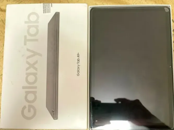 Samsung Tab A9+ com caixa
