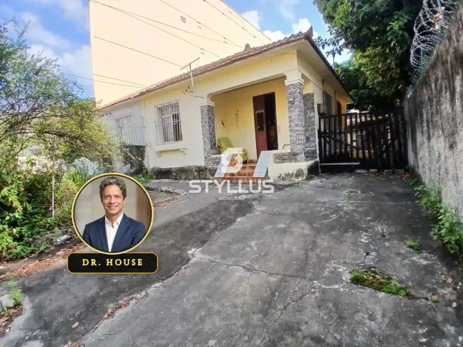 Casa Ampla com 2 Quartos e 12 Vagas no Méier! M63C