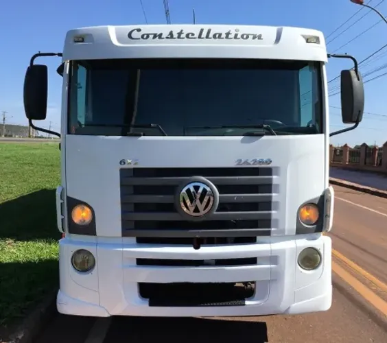 Volkswagen 24280 6x2 Pipa 2014.