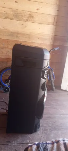 Vendo uma Torre de Som LGXBOOM