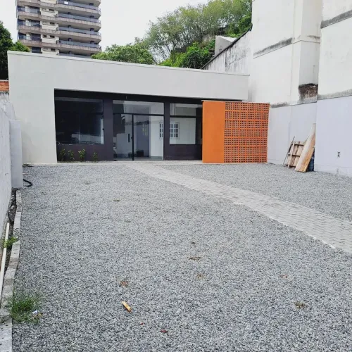 LOJA/ESCRITÓRIO/CLÍNICA para fins comerciais