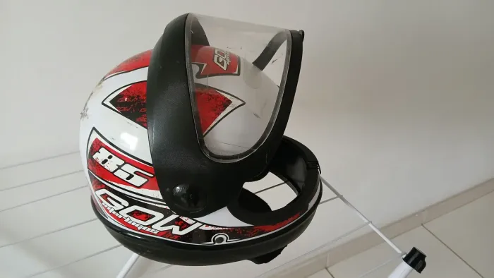 Vendo este capacete.