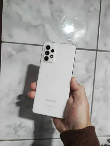 Samsung Galaxy A72 - Funciona Perfeitamente (Leia a Descrição)