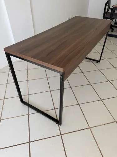 Mesa de escritório 1,50 x 0,60
