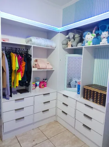 Guarda roupa