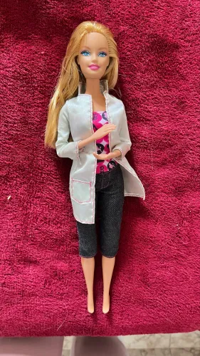 Barbie veterinária