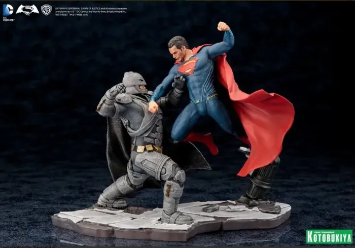 Diorama Batman vs Superman - Dawn of Justice - Kotobukiya - Escala 1/10