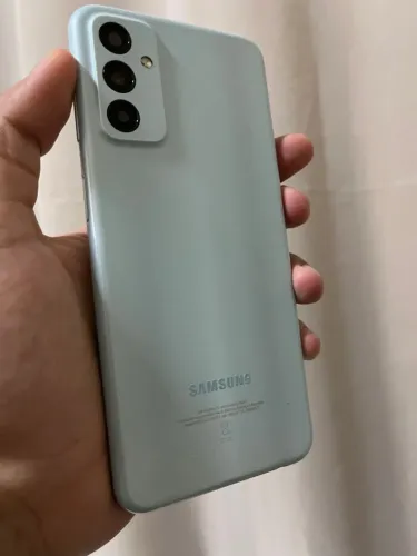 Samsung M13