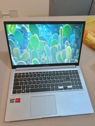 Notebook Asus Vivobook