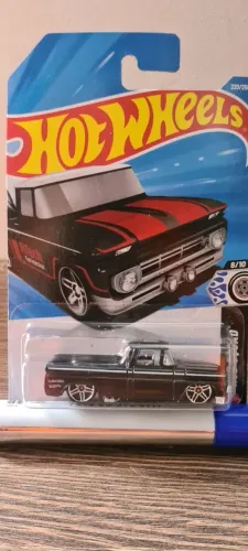 Hot Wheels Custom 62 Chevy Pick-up <br>62 Custom Chevy Pick-up