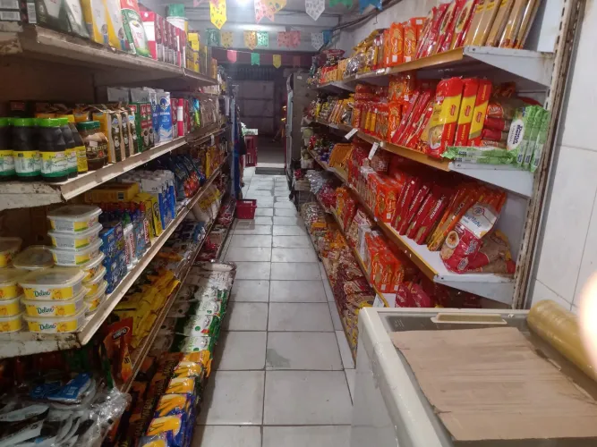 Mercadinho (porteira fechada) r$ 80.000,