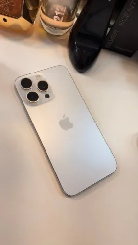 iPhone 15 Pro Max - 256GB