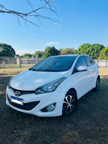 Hyundai HB20S C.style/c.plus1.6 Flex 16V Aut. 4P 2015