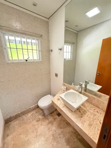 Imóvel para aluguel possui 350 metros quadrados com 4 quartos em Jardim das Américas - Cui