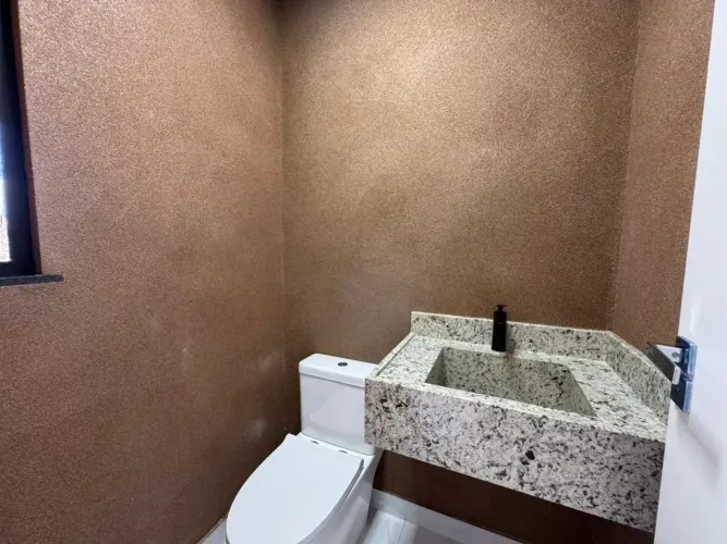 Casa em Condomínio Jardim do Lago c/ Piscina e 3 Suítes no Eusébio R$ 1,3 Mi