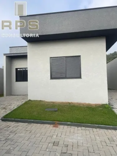 Casa térrea de 75m² no condomínio Flores da Usina, próximo ao Costelão de chão e Frango d'