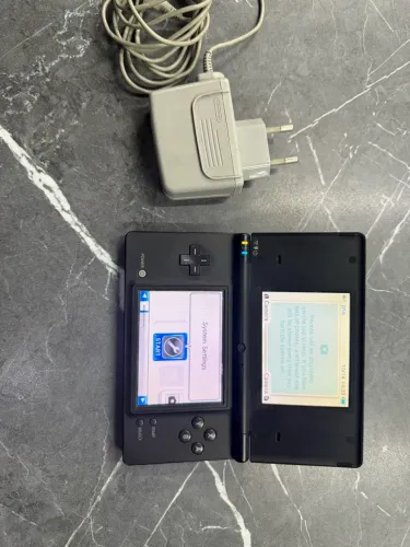 Nintendo DSI