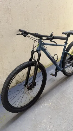 BICICLETA CALOI EXPLORER COMP 2024/SEMINOVA