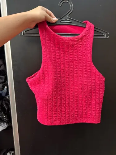 Cropped feminino rosa