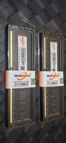 Memória RAM 8GB DDR3 1600MHz 