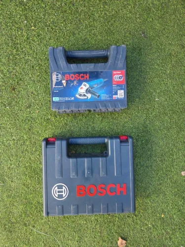 Maleta Plástica para furadeira e Esmerilhadeira Bosch