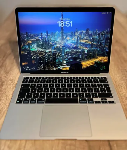 MacBook Air M1 2020