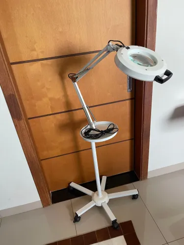 Lâmpada de led lupa