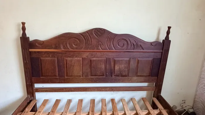 Cama de Madeira 