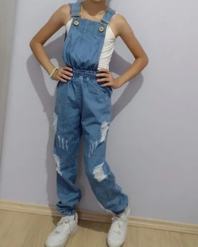 Macacão jeans infantil feminino