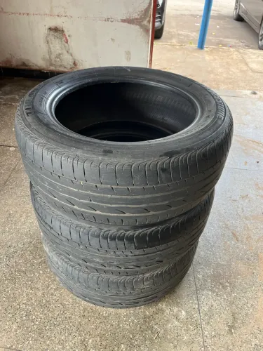 3 pneus Bridgestone 205/55 R16