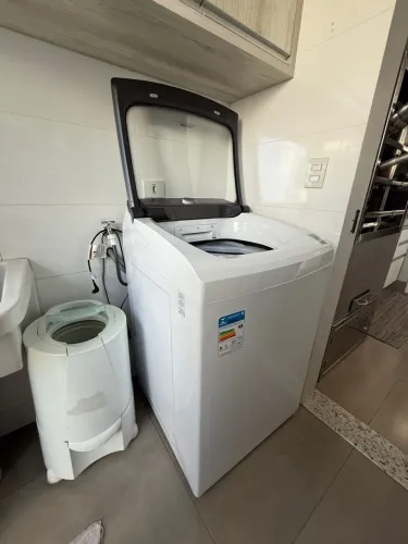 Máquina de Lavar Brastemp 18 kg Titânio