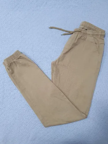 Calça bege infantil 16